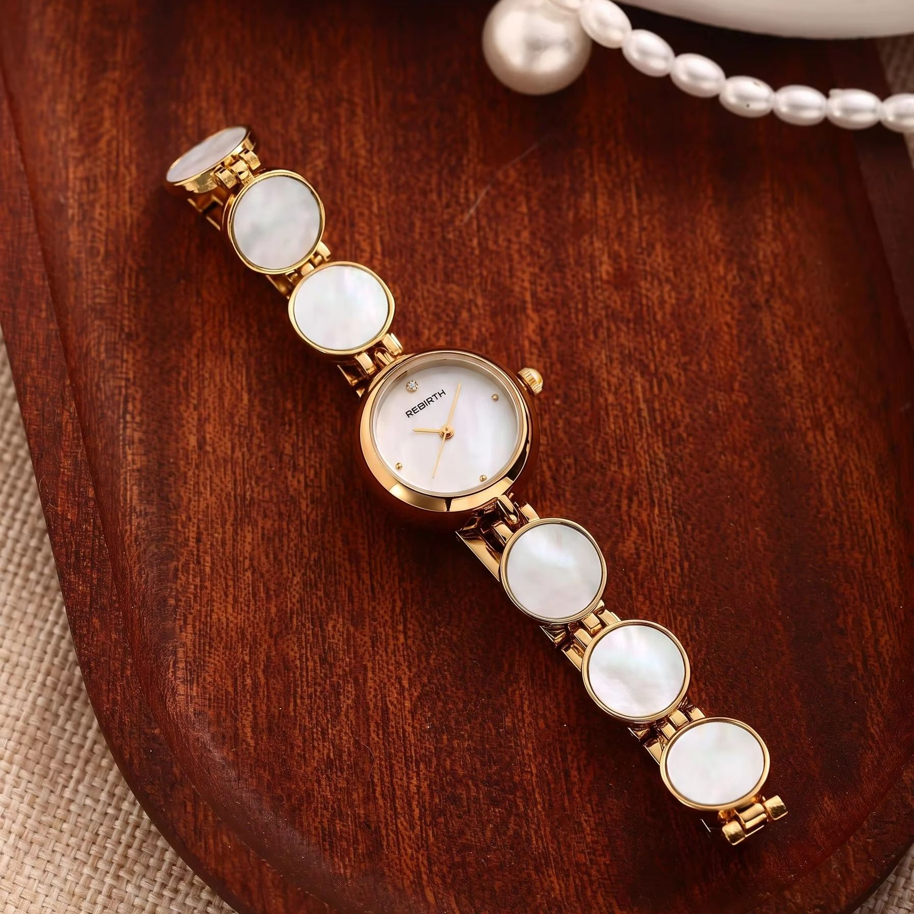 Luxury-style women's quartz wa - Jewelry Diamond Watches 评论和价格