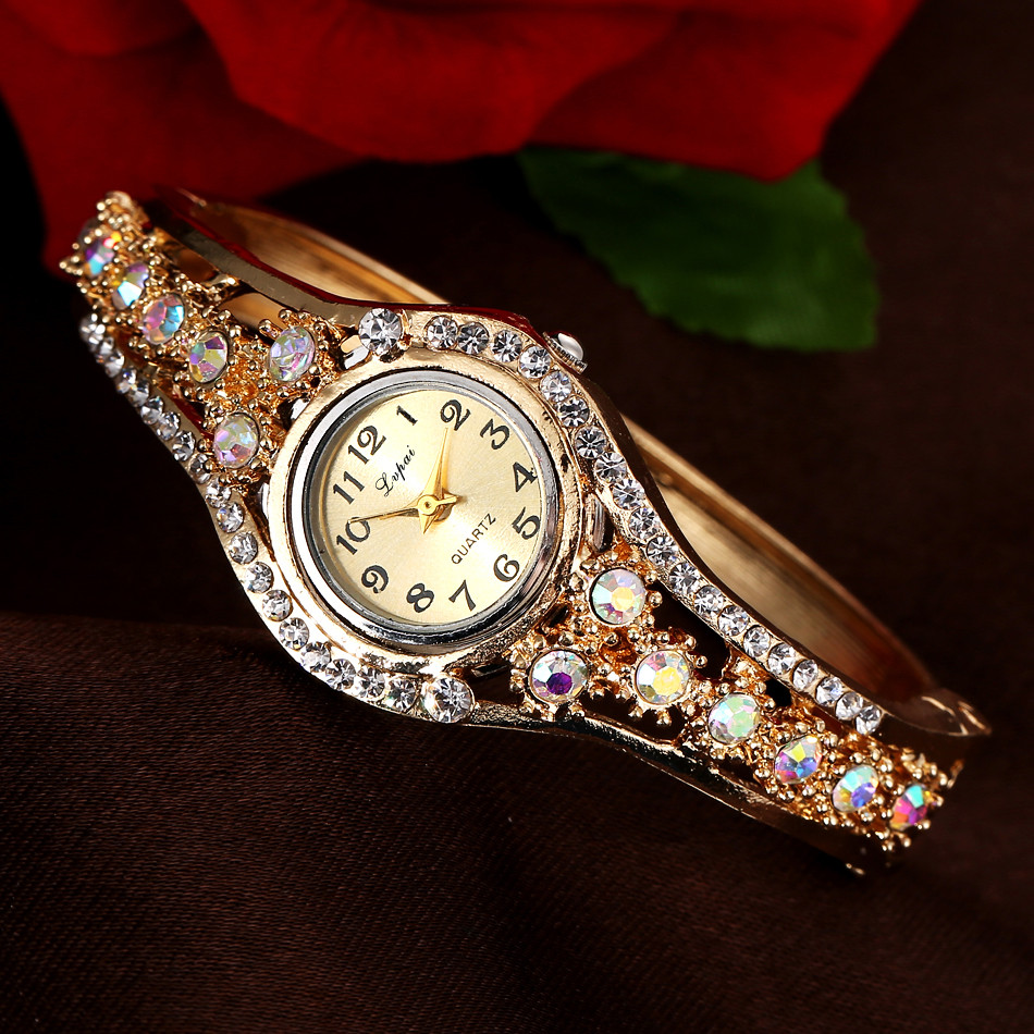 Women's Luxury Colored Diamond - Jewelry Diamond Watches 评论和价格